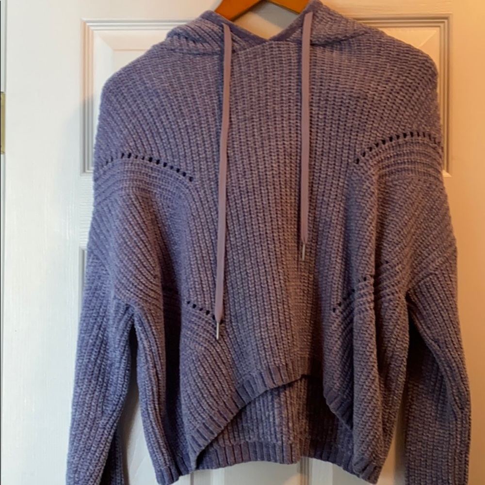 long sleeve sweater with hood